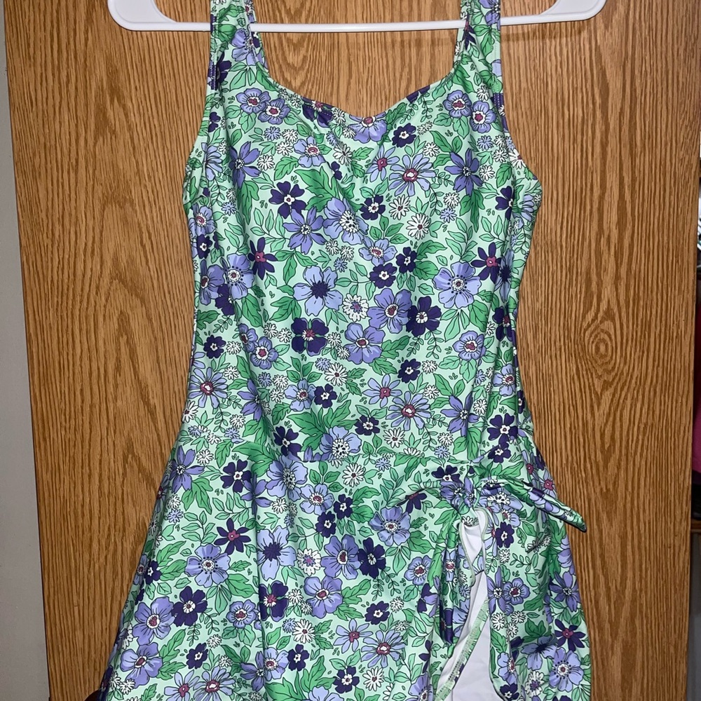 One piece floral swim suit